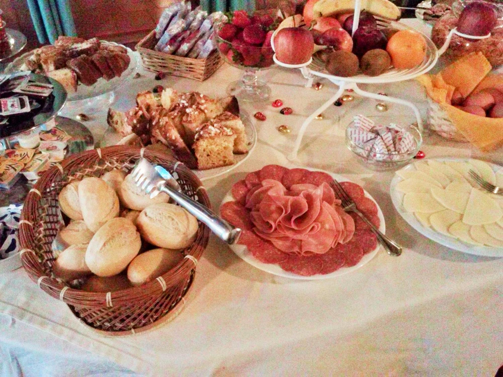 Hotel Borgo Antico Биббьена Экстерьер фото