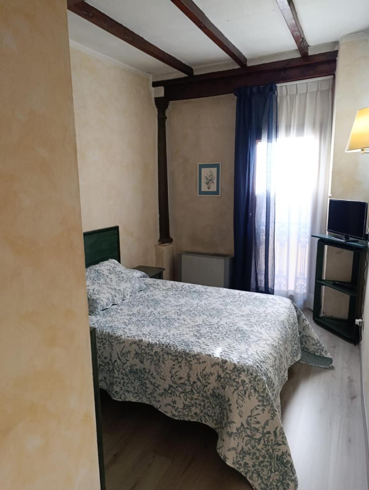 Hotel Borgo Antico Биббьена Экстерьер фото