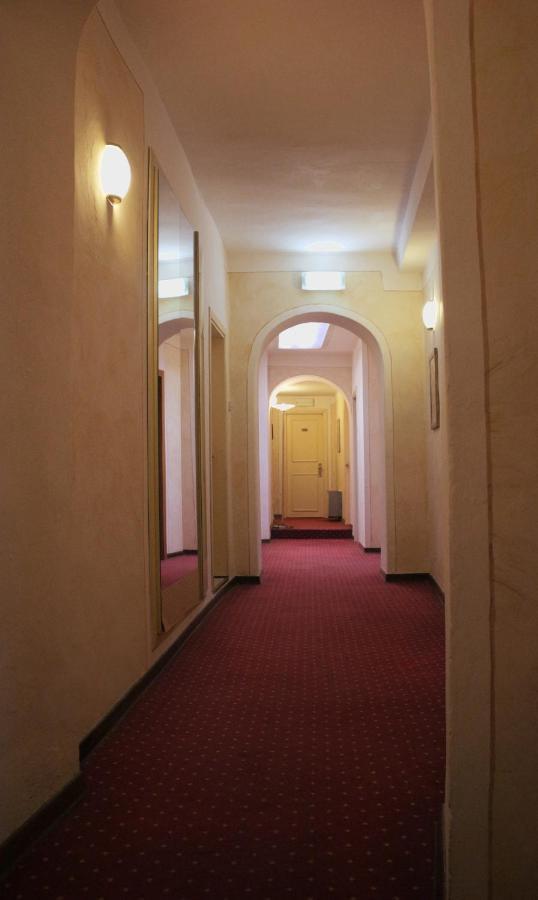 Hotel Borgo Antico Биббьена Экстерьер фото